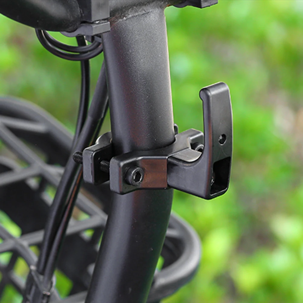 Kait Penggantung Tas Bagasi He - Bicycle Helmet ulasan dan harga